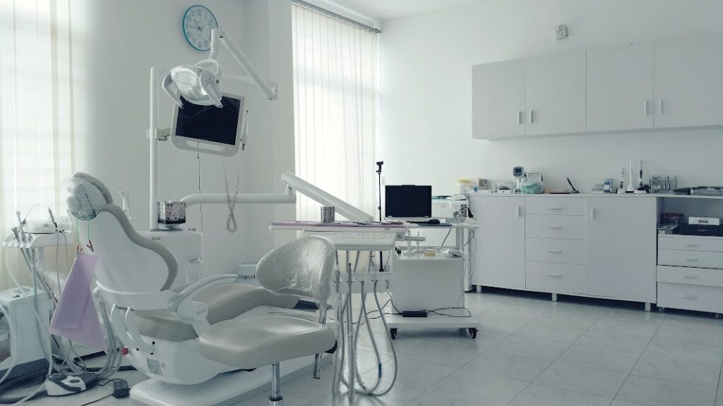 Modern Dental Clinic in Dhaka